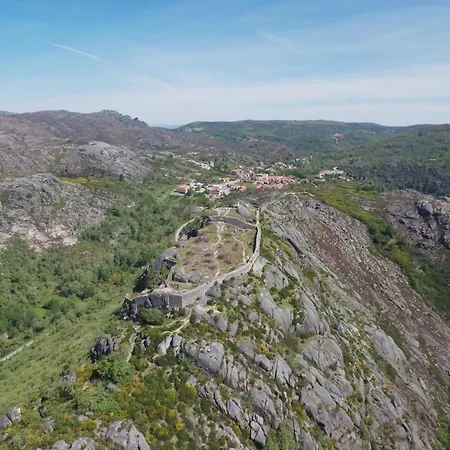 Casas Da Assureira Castro Laboreiro