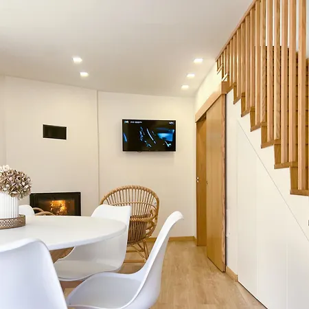 Casas Da Assureira * Castro Laboreiro