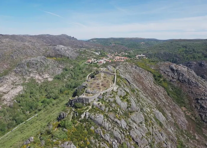 Casas Da Assureira Castro Laboreiro