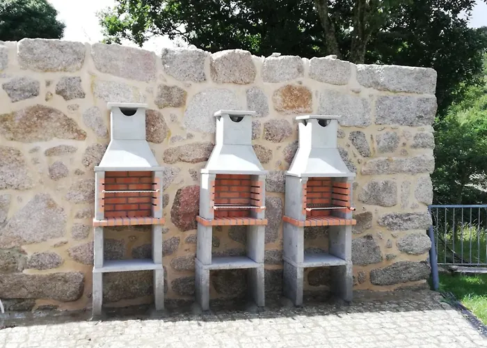 Casas Da Assureira * Castro Laboreiro