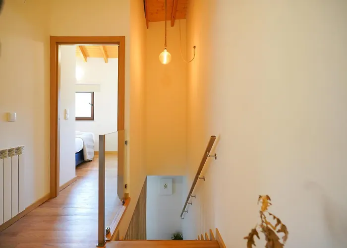 Casas Da Assureira * Castro Laboreiro