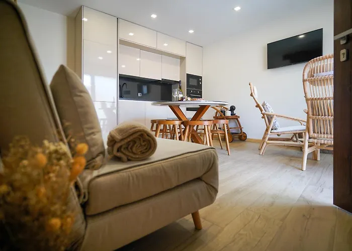 Casas Da Assureira * Castro Laboreiro